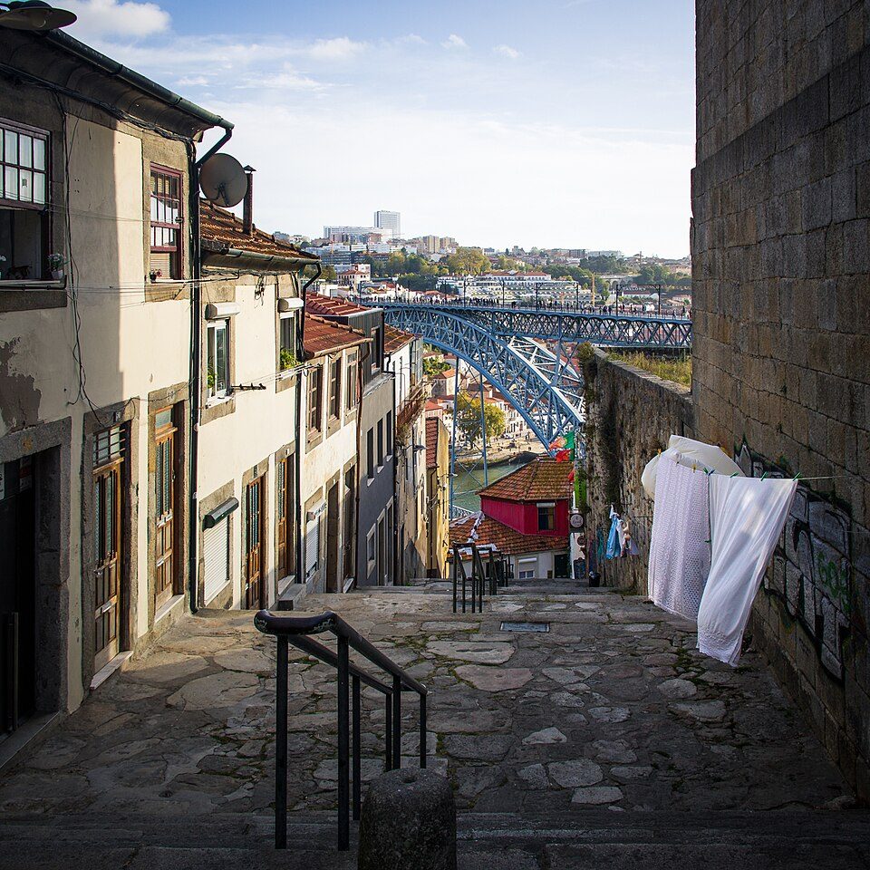 Escadas dos Guindais Porto
